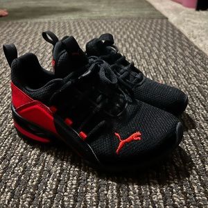 Puma Boys/Girls Size 13
